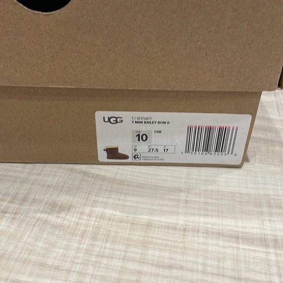 UGG Mini Bailey Bow II toddler size 10 Chestnut - Picture 9 of 9